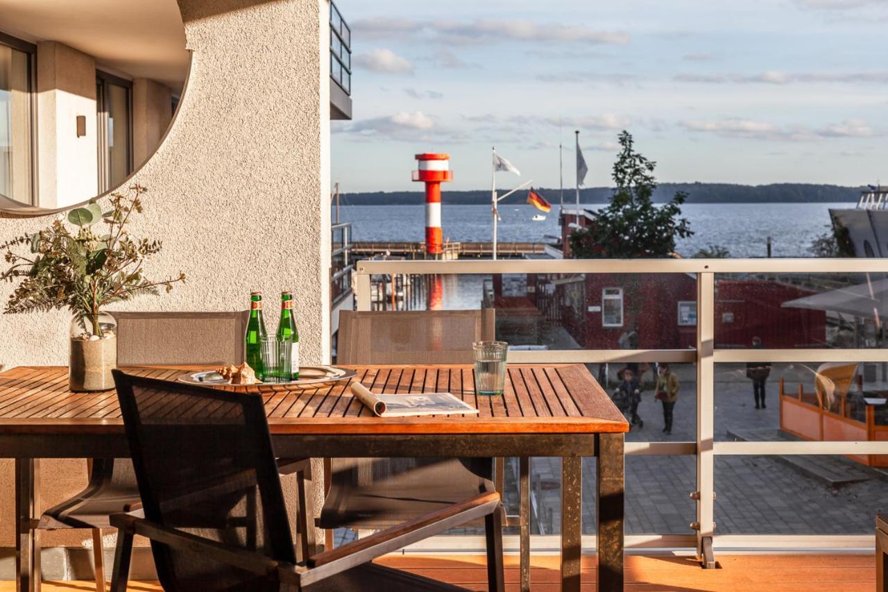 Apartmenthaus Hafenspitze Ap 5 - "Am Yachthafen 5" - Blickrichtung Offenes Meerstrandpromenade Екернферде Екстер'єр фото